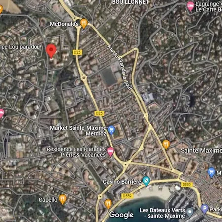 2p Entierement Renove , Piscine , 1 Km De La Apartamento Sainte-Maxime